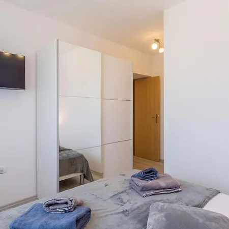 2 Bedroom Beautiful In بيت للعطل *