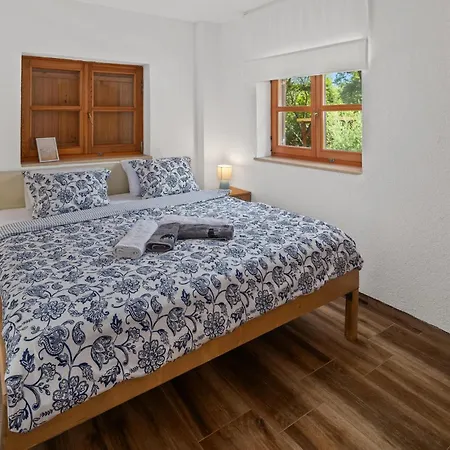 2 Bedroom Beautiful In